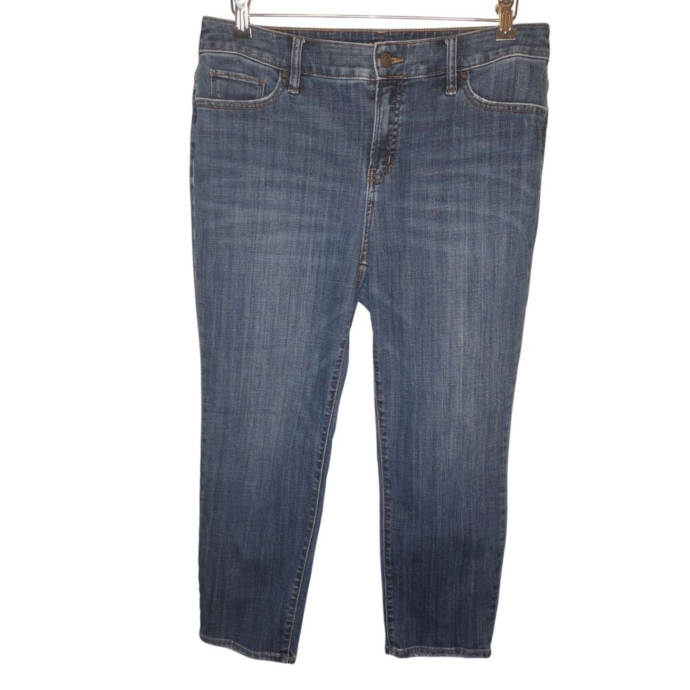 Chico's So Slimming Girlfriend Slim Leg Crop Jeans Size 1.5P US 10P Medium Wash